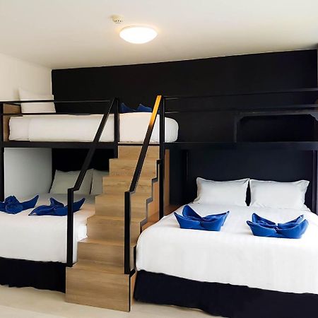 The Wide Condotel - Phuket Bagian luar foto